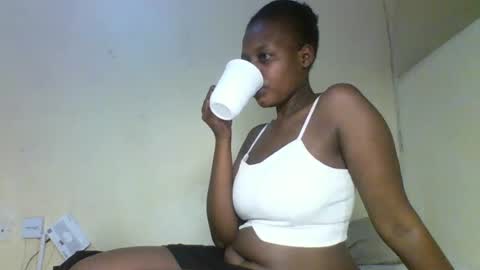 kashy_ online show from June 28, 2:39 am