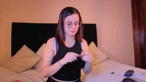 kassandra james online show from November 30, 4:22 pm