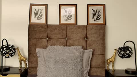 kat paradisse online show from September 11, 8:31 pm