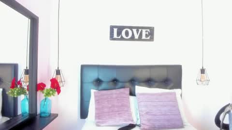 katalella online show from April 17, 11:46 am