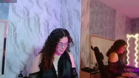 Snapshot of katalella_tay1 chatting on July 9, 7:23 am katalella_tay1 online show from July 9, 7:23 am