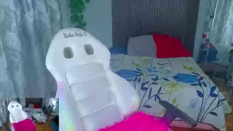 kate online show from March 5, 9:44 pm