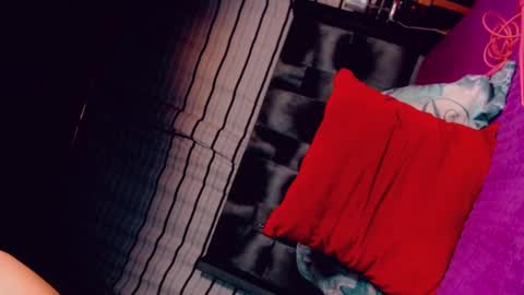 Snapshot of kataleya_bigcockx chatting on February 15, 10:44 am KATALEYABIGCOCK online show from February 15, 10:44 am