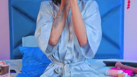 Snapshot of kataleyaa_horny chatting on March 1, 1:46 pm kataleya horny online show from March 1, 1:46 pm