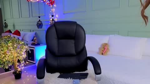 Kat online show from December 17, 12:00 pm