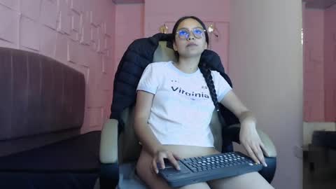 Katalina online show from March 31, 1:55 pm