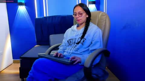 Katalina online show from June 5, 5:18 pm