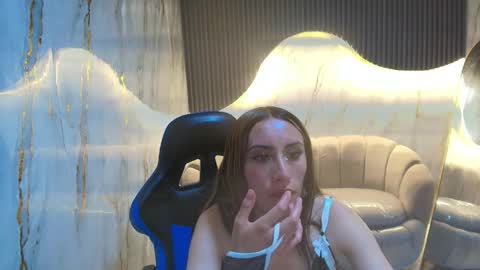 Katalina  online show from April 15, 8:09 pm