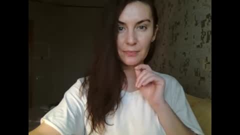 Snapshot of katalinaqe chatting on November 17, 10:10 am KatalinaQE online show from November 17, 10:10 am