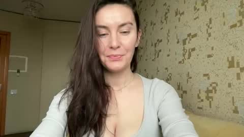 Snapshot of katalinaqe chatting on February 5, 8:52 am KatalinaQE online show from February 5, 8:52 am