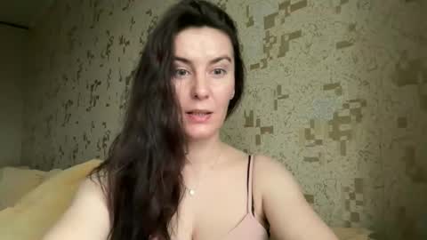 Snapshot of katalinaqe chatting on February 8, 7:12 am KatalinaQE online show from February 8, 7:12 am