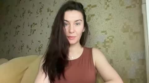 Snapshot of katalinaqe chatting on February 24, 6:11 am KatalinaQE online show from February 24, 6:11 am