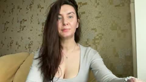 Snapshot of katalinaqe chatting on February 25, 8:24 am KatalinaQE online show from February 25, 8:24 am