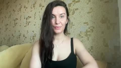 Snapshot of katalinaqe chatting on February 28, 7:20 am KatalinaQE online show from February 28, 7:20 am