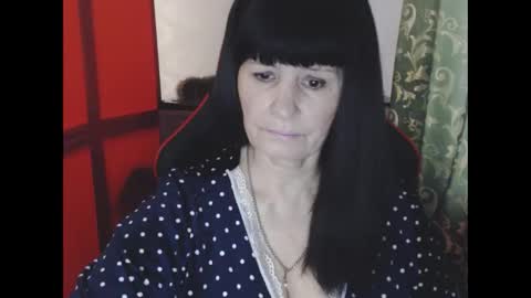 Snapshot of katarinaohdream chatting on February 10, 12:18 pm KatarinaOhDream online show from February 10, 12:18 pm