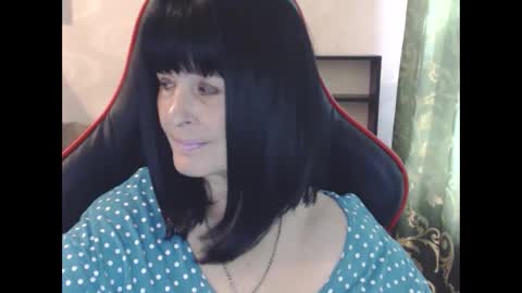 Snapshot of katarinaohdream chatting on September 24, 9:45 am KatarinaOhDream online show from September 24, 9:45 am