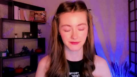 Kate online show from December 9, 6:45 am