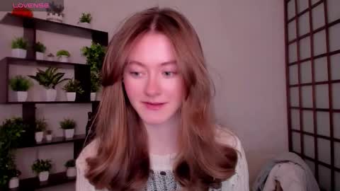 Snapshot of kate_cuddle chatting on February 2, 2:54 am Kate online show from February 2, 2:54 am