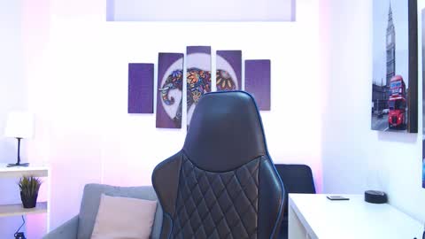 Kate  online show from November 4, 10:47 am