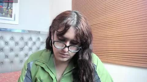 kate online show from May 23, 5:01 am