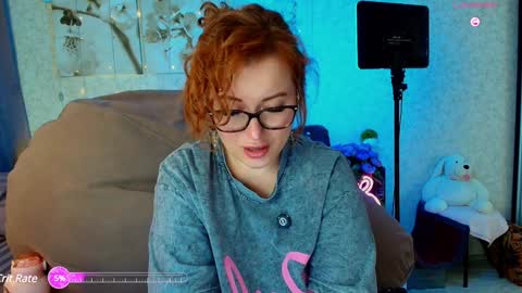 Snapshot of kate_picture chatting on December 19, 2:34 am Kate online show from December 19, 2:34 am