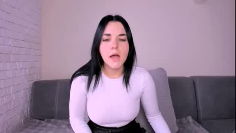 KATE online show from November 3, 5:52 am