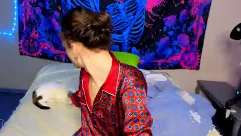 kate_sparkl online show from July 18, 7:17 pm