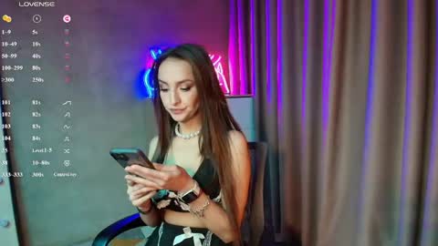 kateample online show from May 18, 1:06 pm