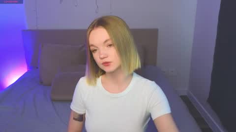 katebunnys online show from April 23, 11:09 am