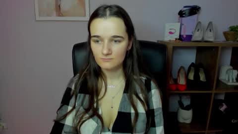 Kate  online show from December 20, 8:10 am