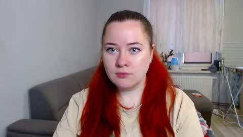 Snapshot of kateefox_ chatting on January 12, 10:31 am KateeFox online show from January 12, 10:31 am