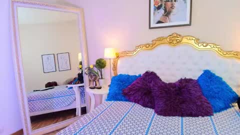 katee Martinez online show from November 26, 7:37 pm