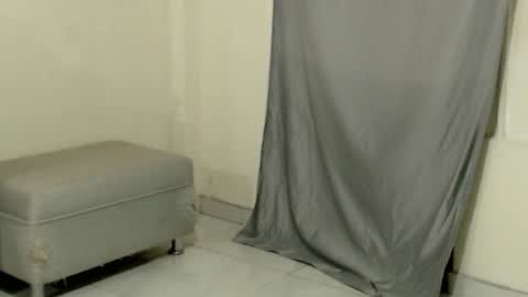 Snapshot of katehathor8 chatting on December 9, 6:01 am kate keith but here i prefer My Goddess independient model online show from December 9, 6:01 am