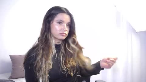 Help me with rate thanks  online show from November 20, 3:45 pm