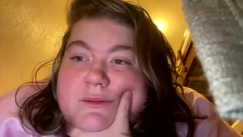 katelyn_baby02 online show from March 5, 4:19 am