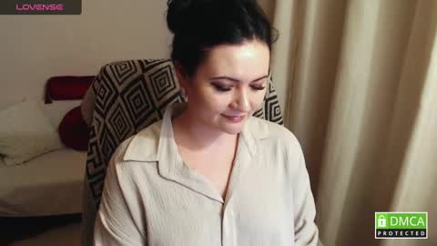 Katelyn online show from December 7, 2:13 pm