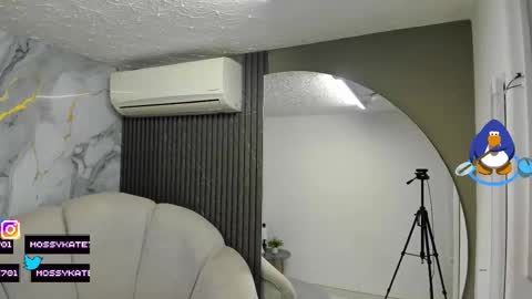 Im Katherine but call me Kate  online show from September 9, 12:05 pm