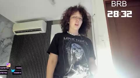 Im Katherine but call me Kate  online show from October 13, 12:38 pm