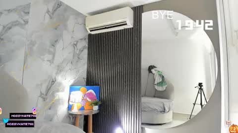 Im Katherine but call me Kate  online show from October 19, 12:28 pm