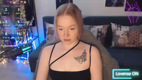 Lisa online show from October 28, 2:04 am