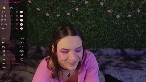 Snapshot of katerinnna chatting on February 25, 5:11 pm Katerina online show from February 25, 5:11 pm