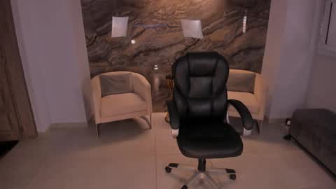 K A T E  online show from October 11, 5:17 am