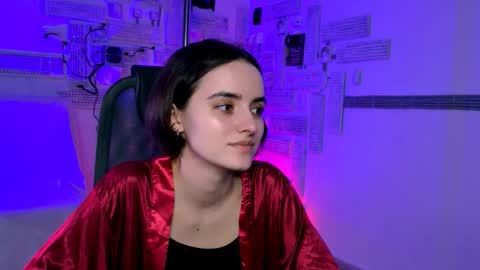 katewillows online show from March 15, 4:29 am