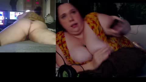 Snapshot of katgall327 chatting on November 16, 3:12 am Kate online show from November 16, 3:12 am