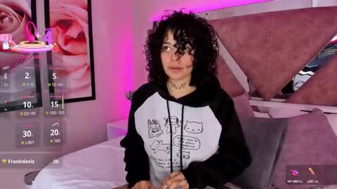 Snapshot of kathegomez_ chatting on October 1, 3:01 am KatheGomez online show from October 1, 3:01 am