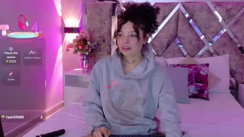 Snapshot of kathegomez_ chatting on October 15, 2:22 am KatheGomez online show from October 15, 2:22 am