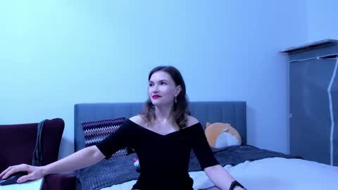 Katherine online show from November 27, 3:36 pm