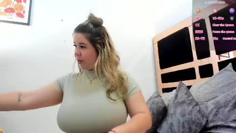Snapshot of katherinn_gomezz chatting on June 9, 11:55 am Katherin online show from June 9, 11:55 am
