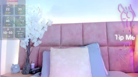 Snapshot of kathiik chatting on October 13, 12:54 am kathiik online show from October 13, 12:54 am