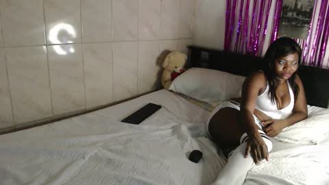 Snapshot of kathy_brand chatting on November 13, 10:19 pm kathy brand online show from November 13, 10:19 pm